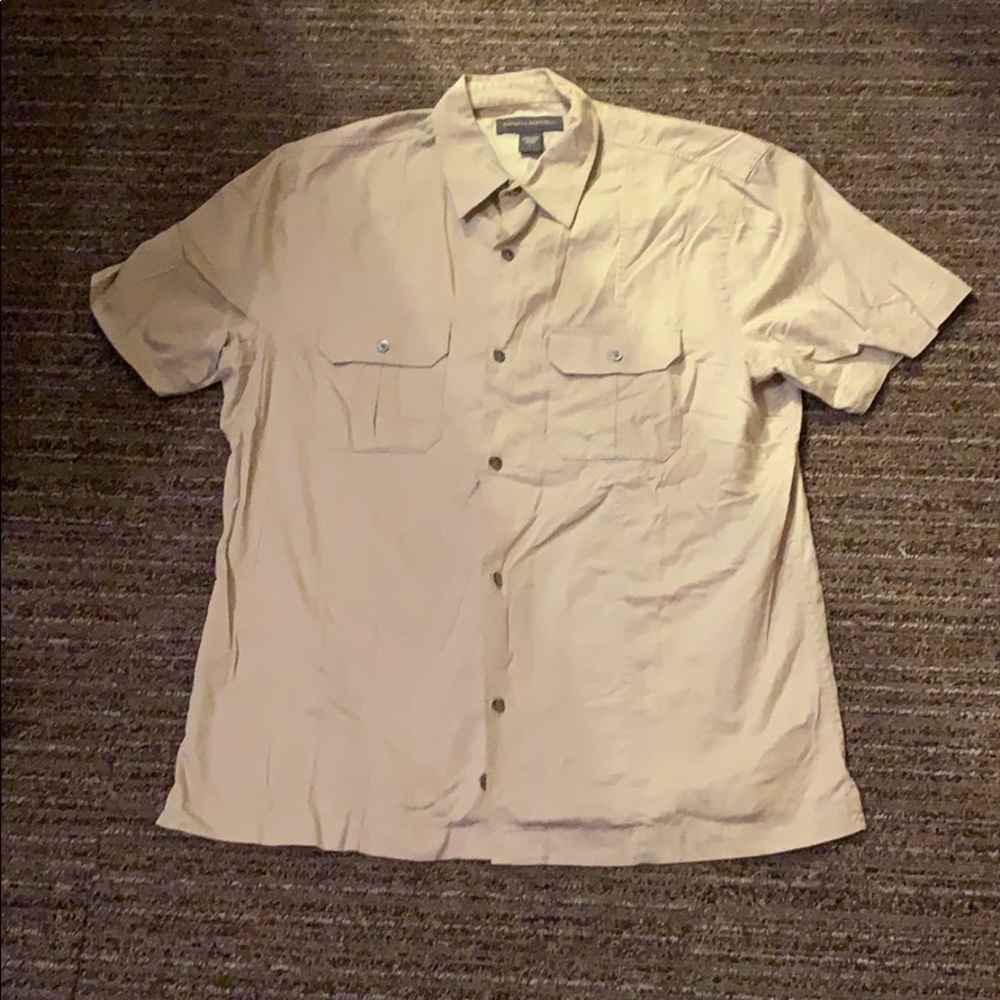 Banana Republic men’s short sleeve shirt